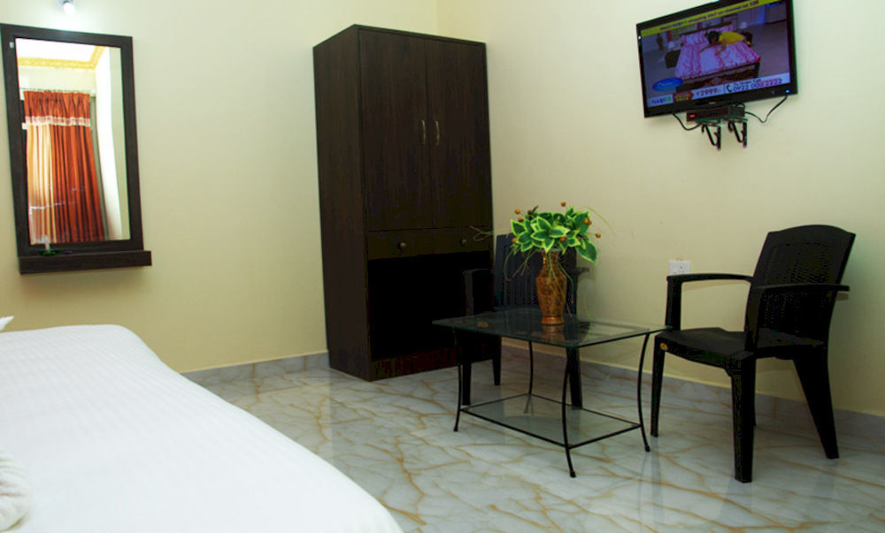 Rbr Suites Calangute Eksteriør bilde