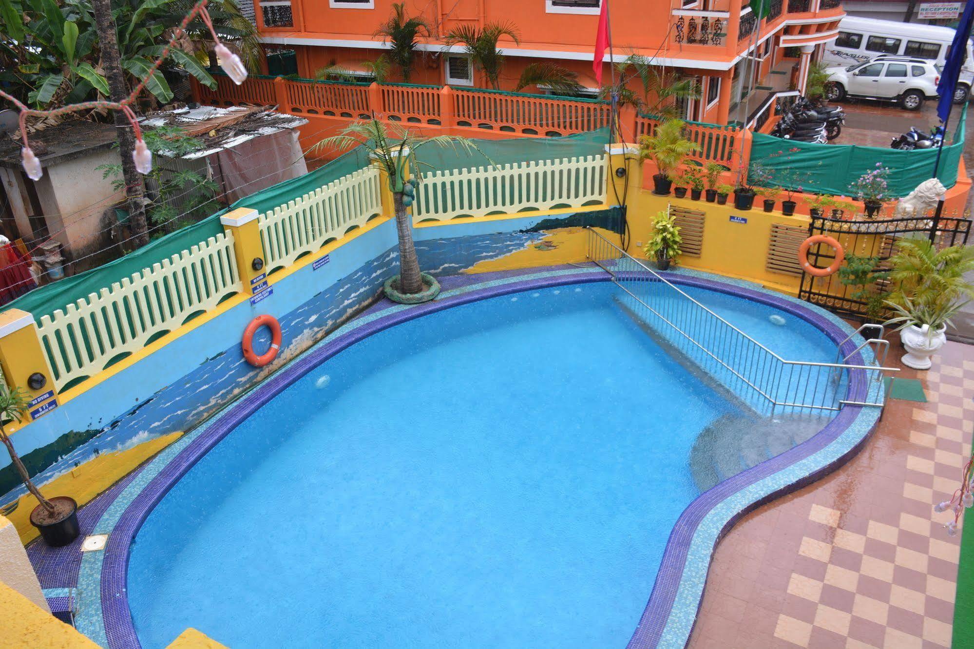 Rbr Suites Calangute Eksteriør bilde