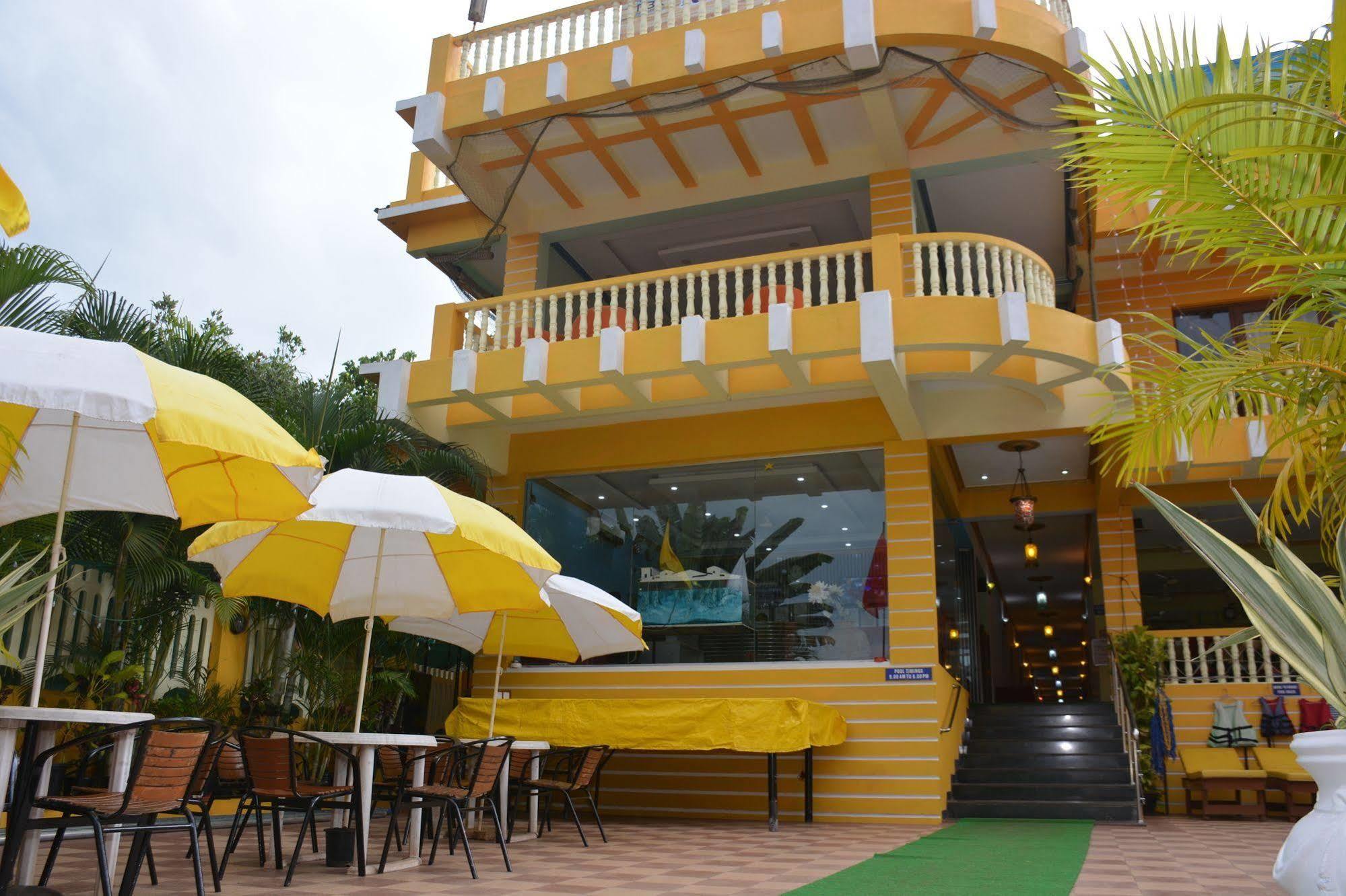 Rbr Suites Calangute Eksteriør bilde